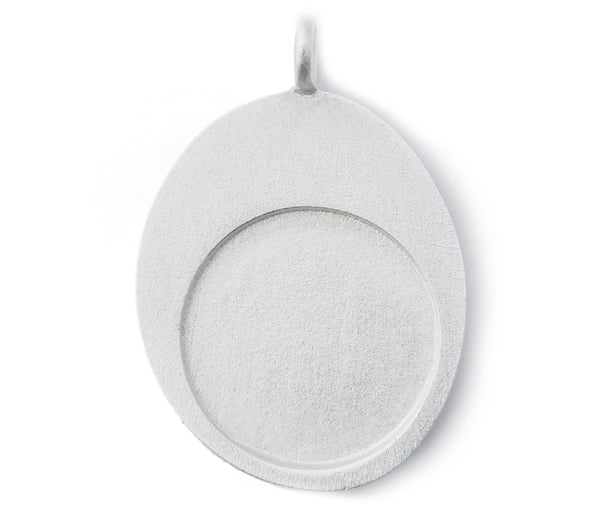 Silver Thumb Stone Keyring (L) - Q