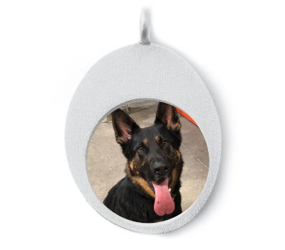 Silver Thumb Stone Keyring (L) - Q